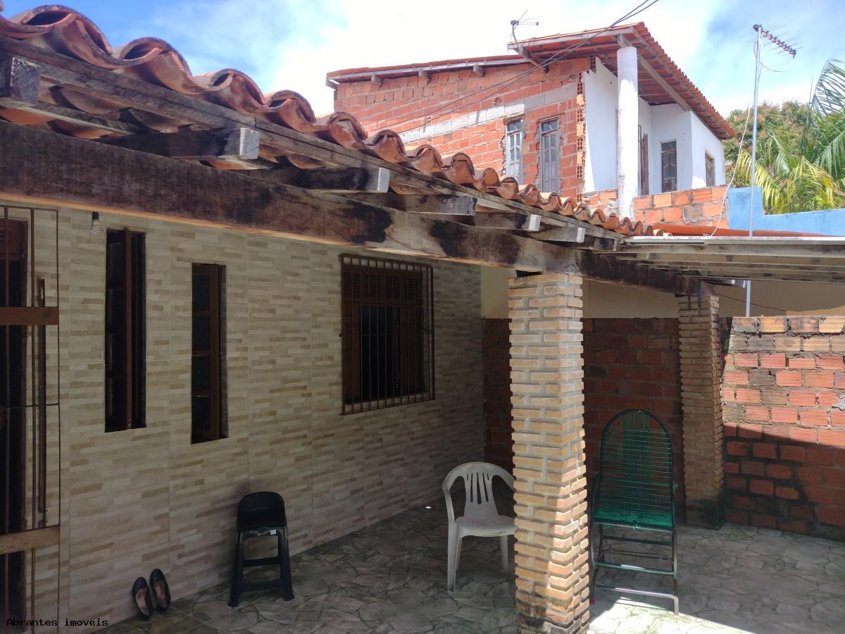 Casa à venda com 2 quartos, 380m² - Foto 1