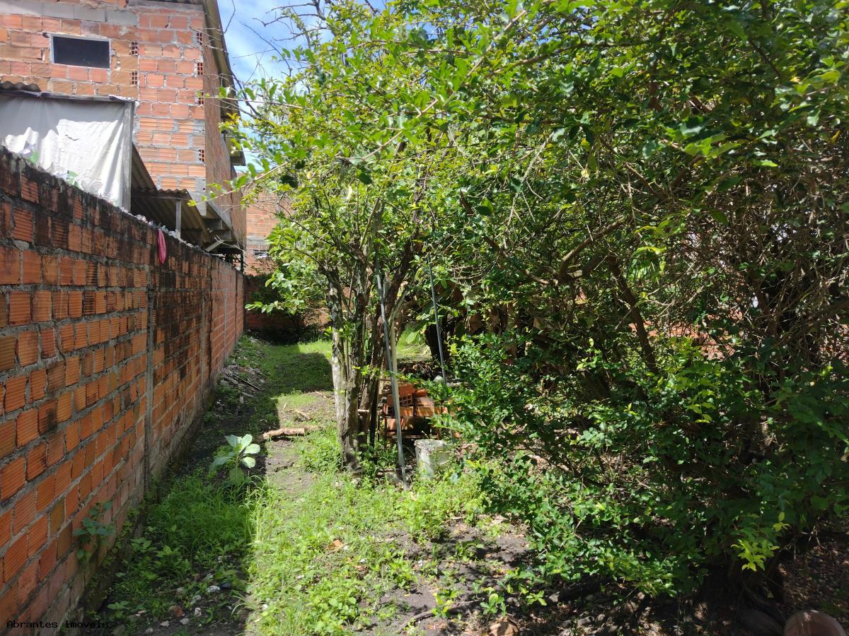 Casa à venda com 2 quartos, 380m² - Foto 18