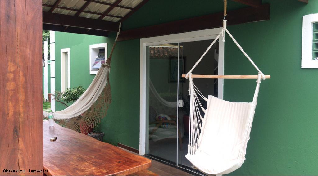 Casa à venda com 3 quartos, 200m² - Foto 2