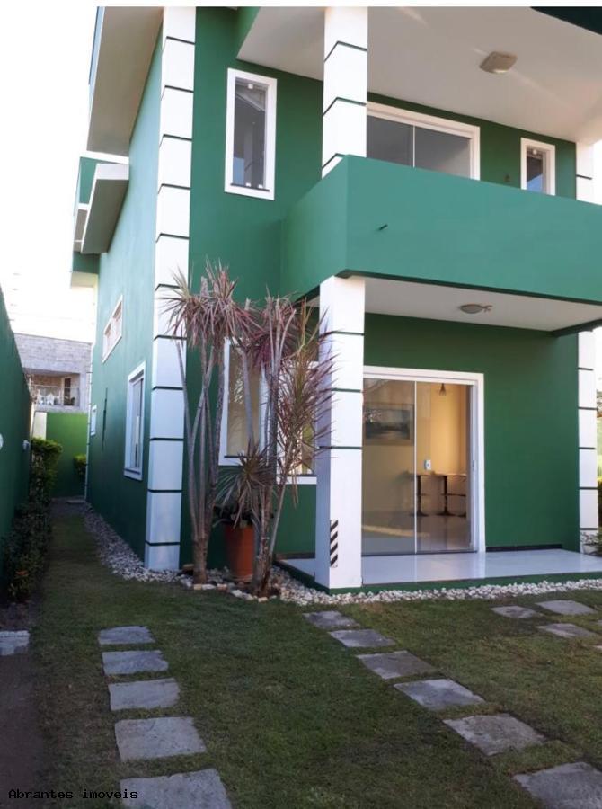 Casa à venda com 3 quartos, 200m² - Foto 1
