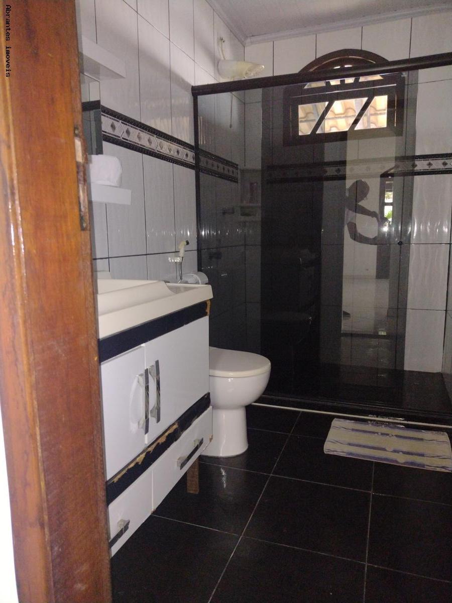 Casa à venda com 3 quartos, 1200m² - Foto 12